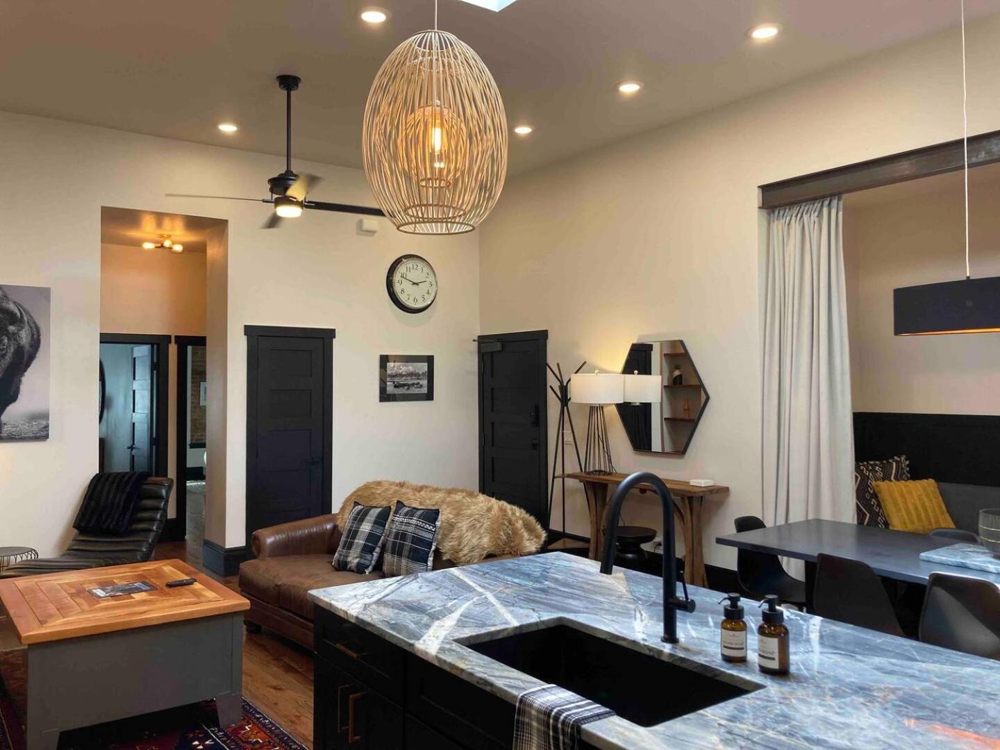 The Loft On Main In Sheridan, Wy Luaran gambar